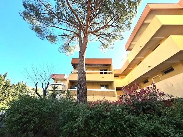 Estivales 2 Apartment *